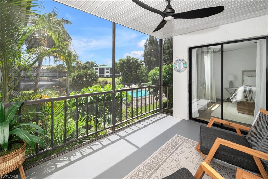 3030 Binnacle DR # 206, NAPLES Unit: 206