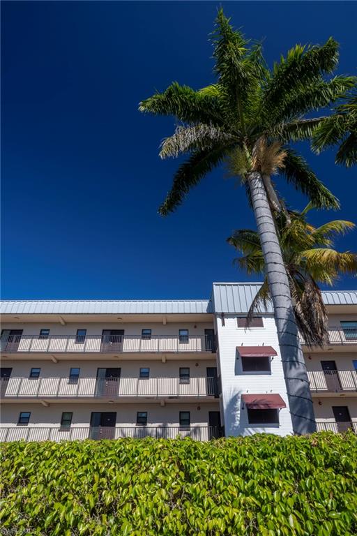 803 River Point DR # 105B