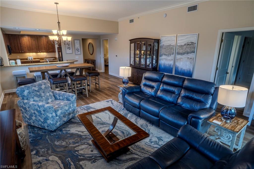 1045 Sandpiper ST # G204