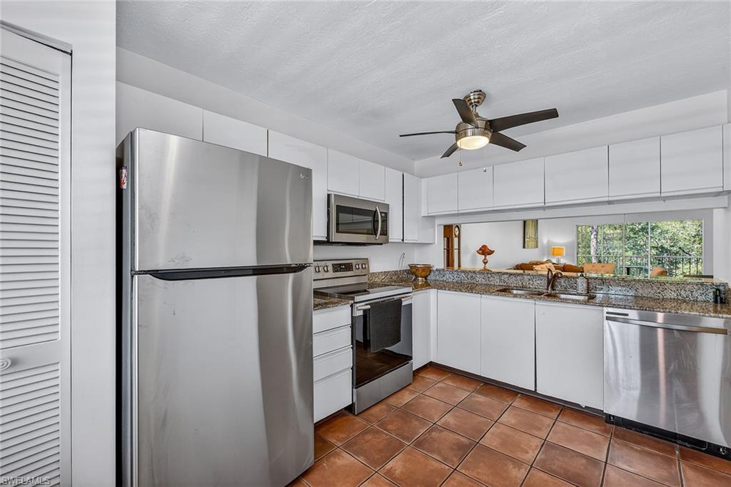 3021 Sandpiper Bay CIR E206
