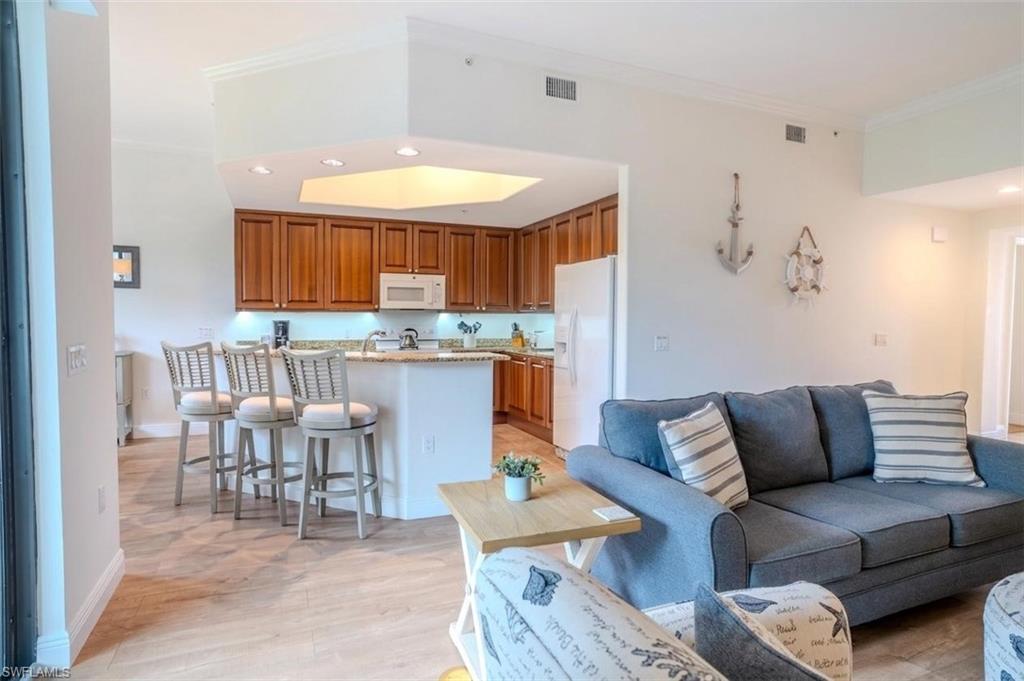 1045 Sandpiper ST G203