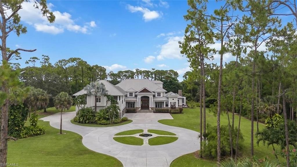 2263 Coach House LN