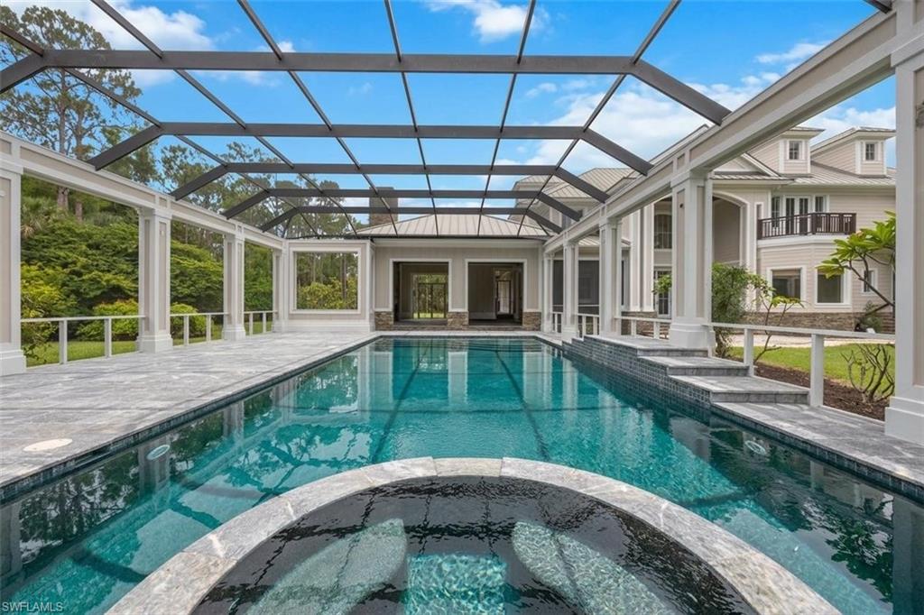 2263 Coach House LN