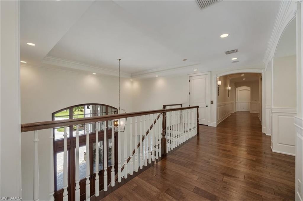 2263 Coach House LN