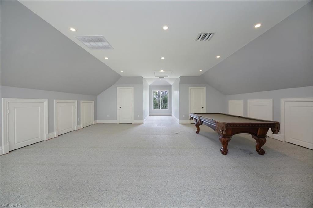2263 Coach House LN