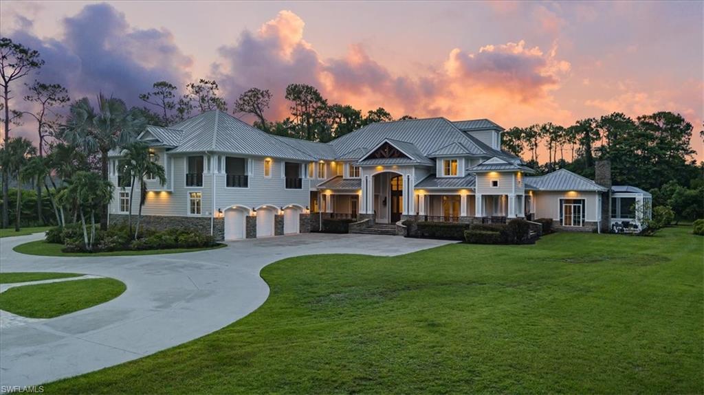 2263 Coach House LN
