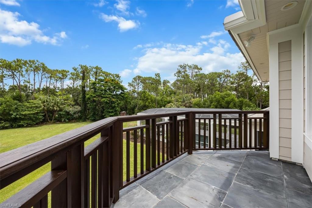 2263 Coach House LN