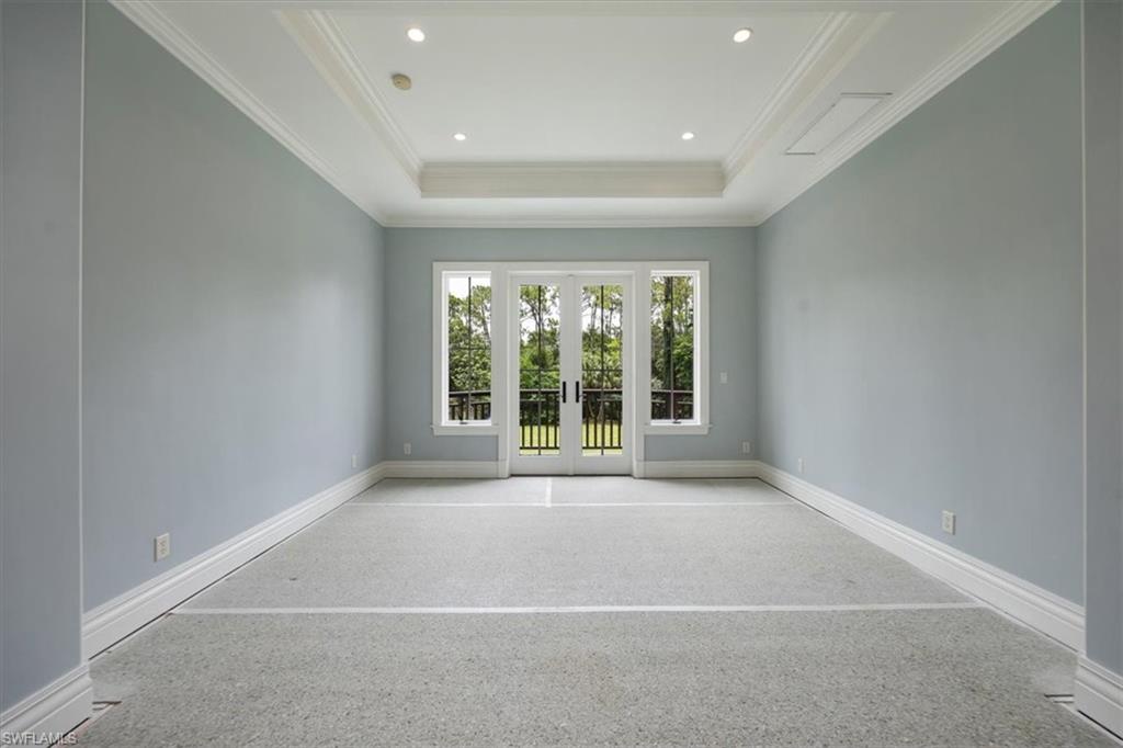 2263 Coach House LN