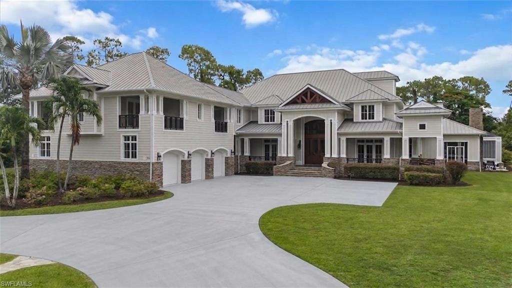 2263 Coach House LN