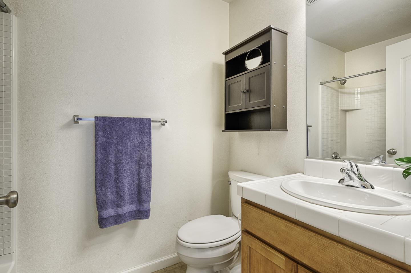 4015 Agassi Dr