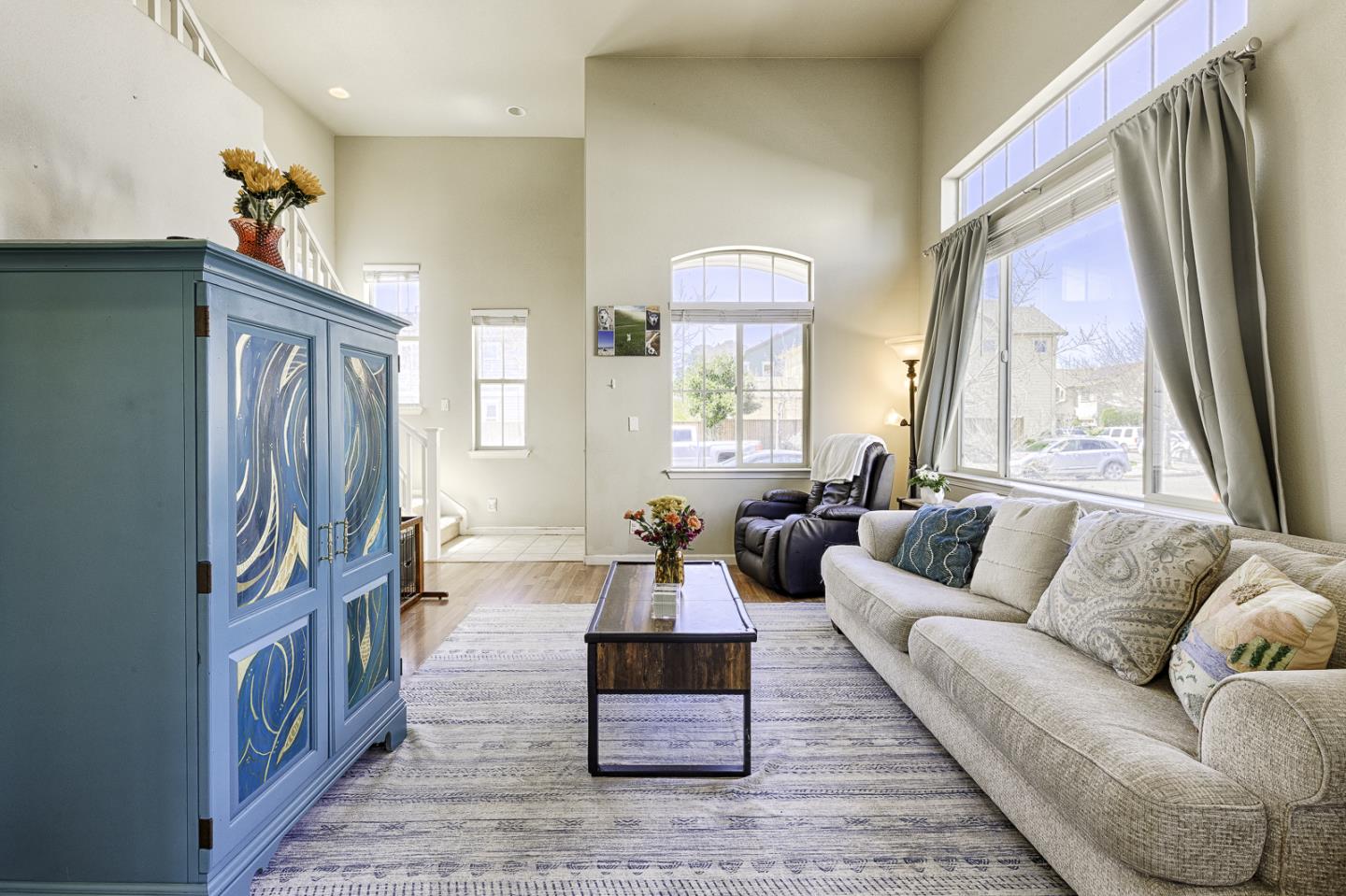 4015 Agassi Dr