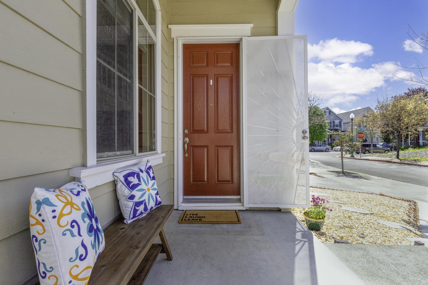 4015 Agassi Dr