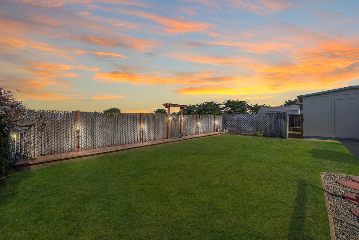 3127 Lake Drive