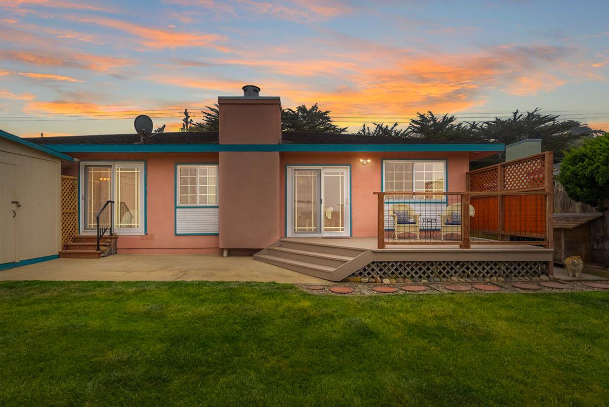 3127 Lake Drive