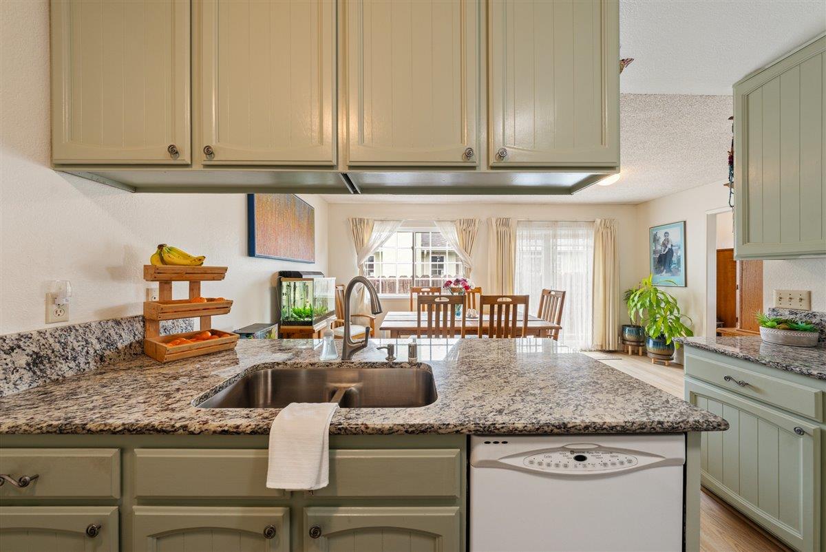 3127 Lake Drive