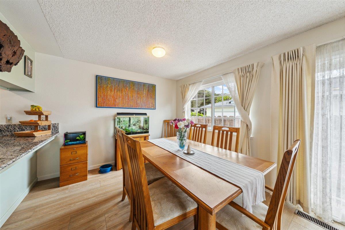 3127 Lake Drive