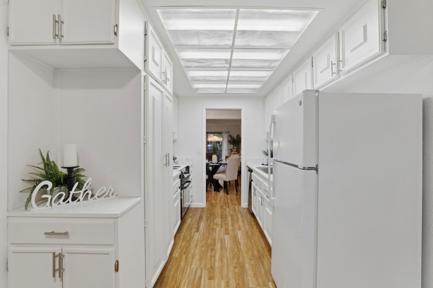 5106 Cribari PL
