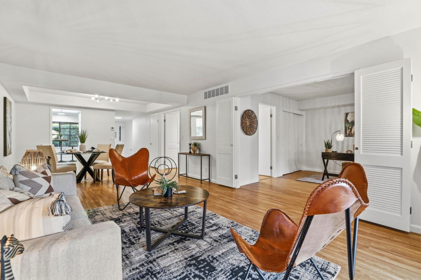 5106 Cribari PL