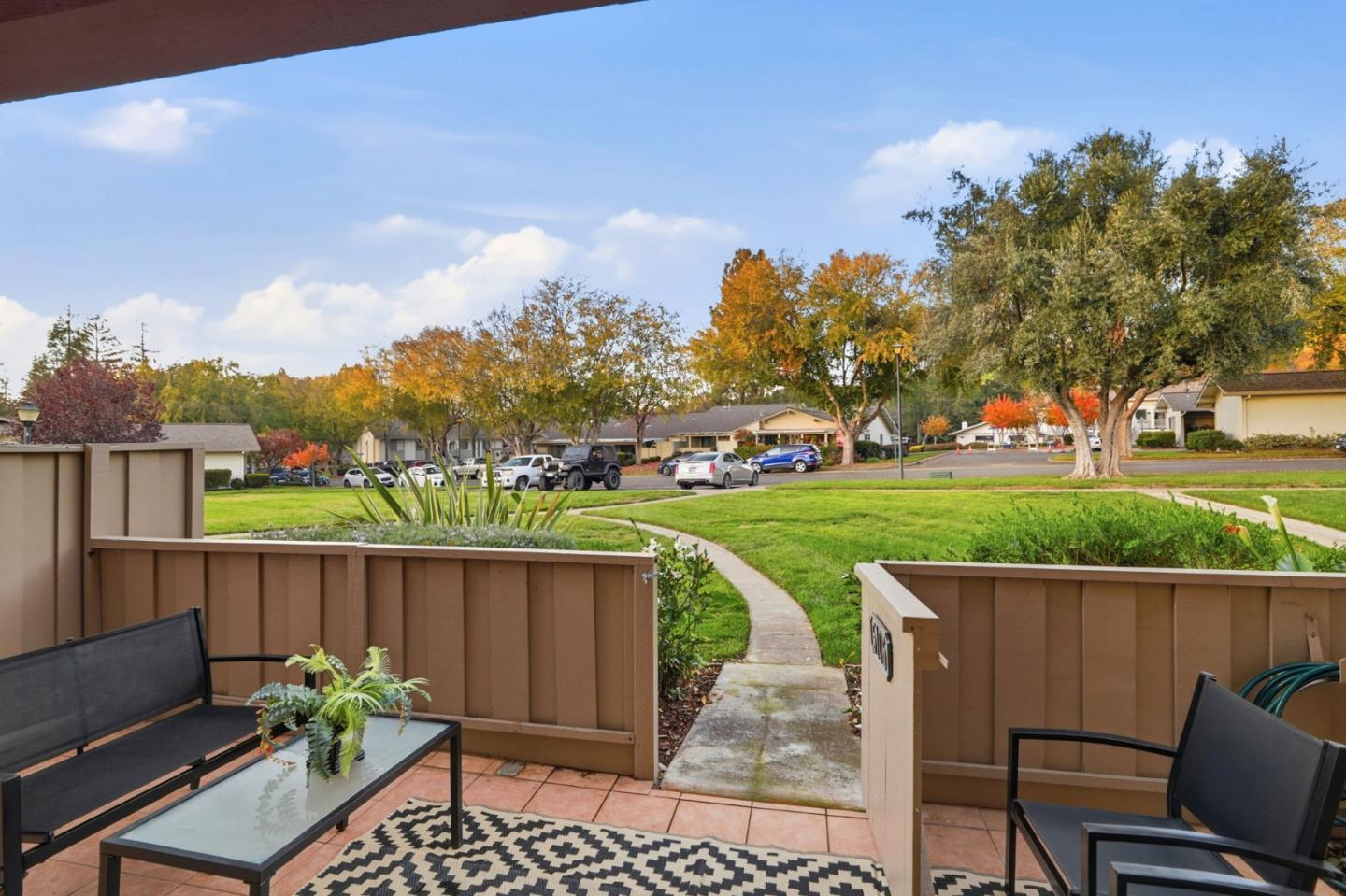 5106 Cribari PL