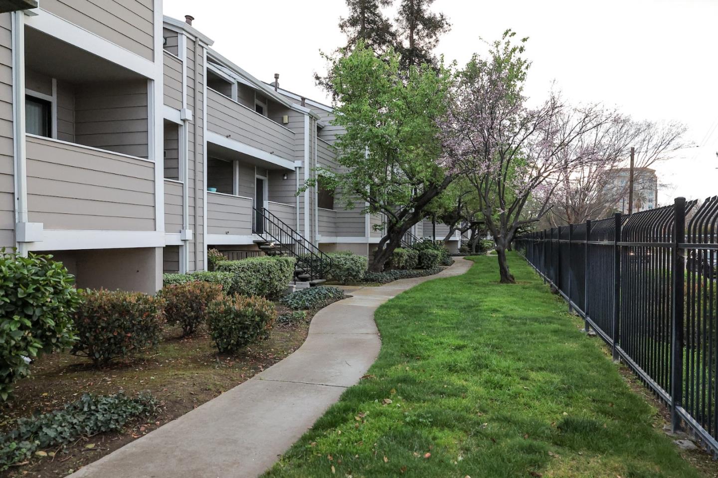 274 Stonegate Circle