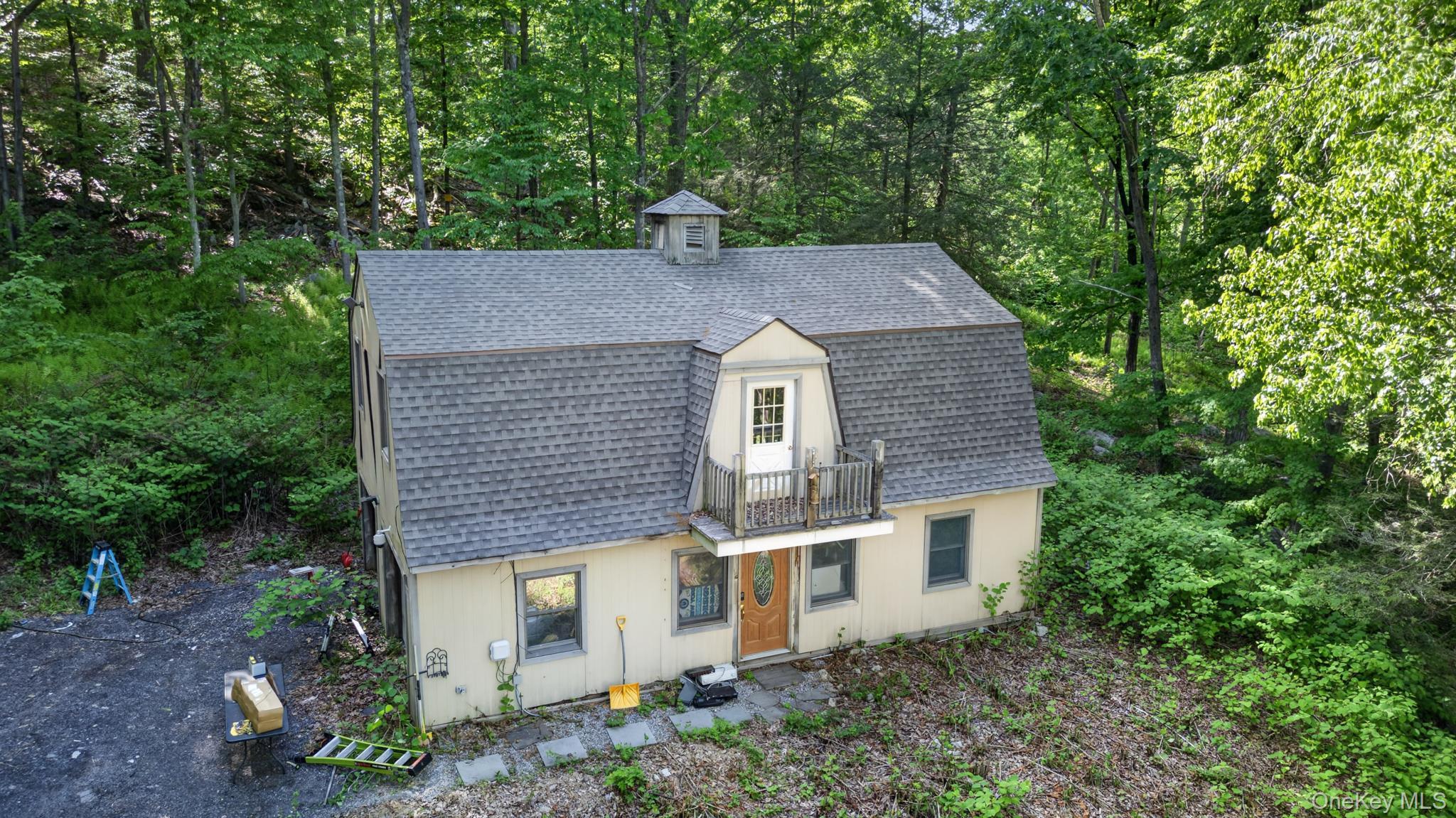 11 RICHARDSVILLE ROAD