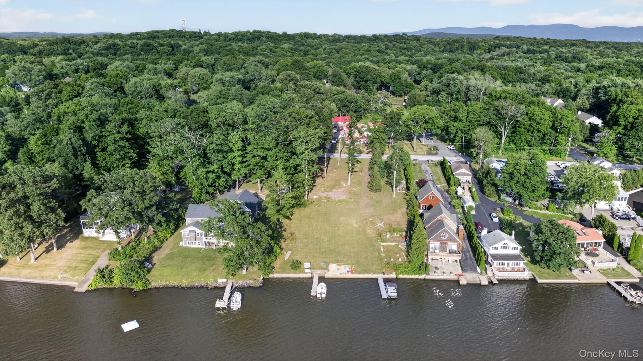 355 Lakeside Road