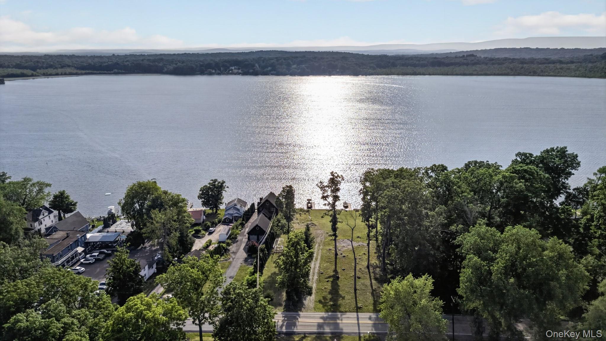 355 Lakeside Road