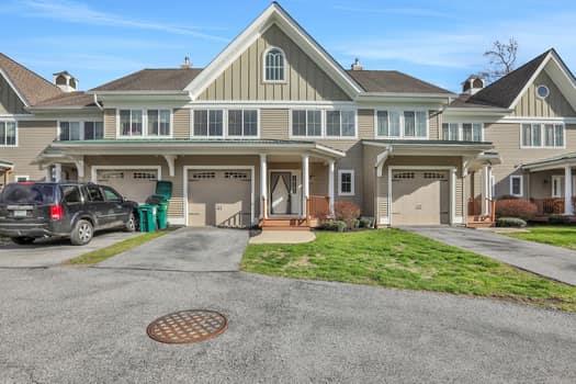 16 POND RIDGE Road