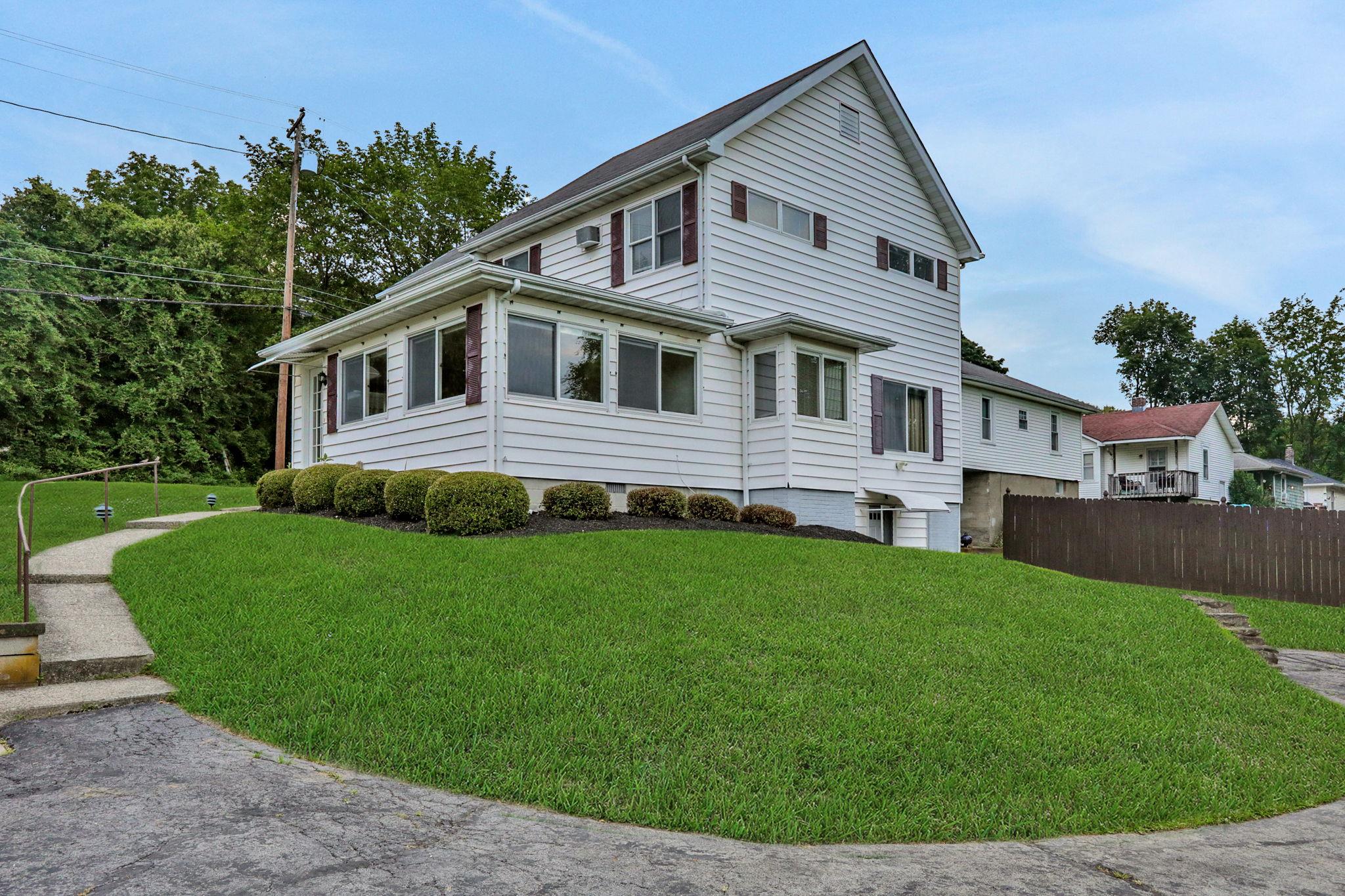 52 Birdsall Avenue