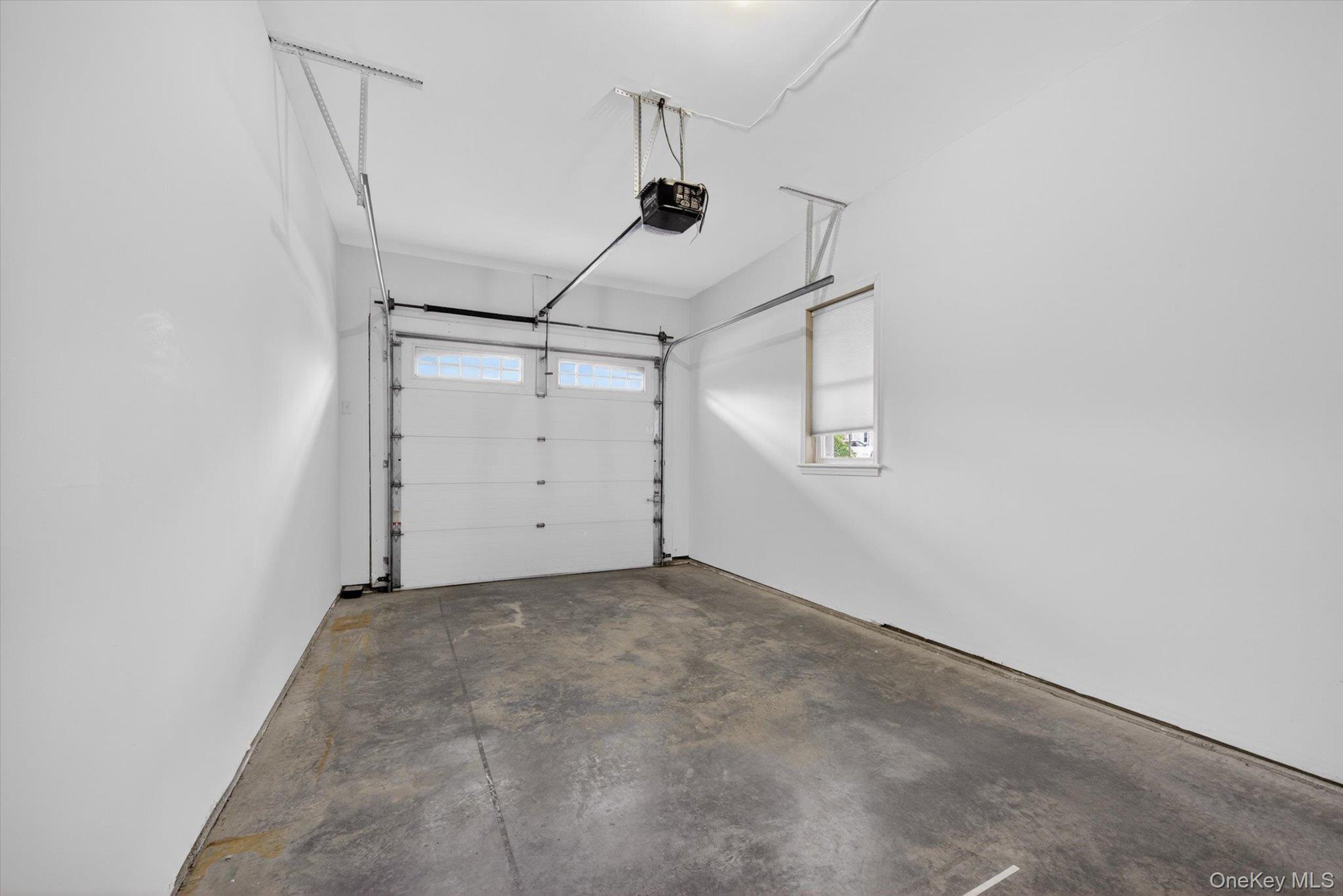 4 Pond Ridge Road