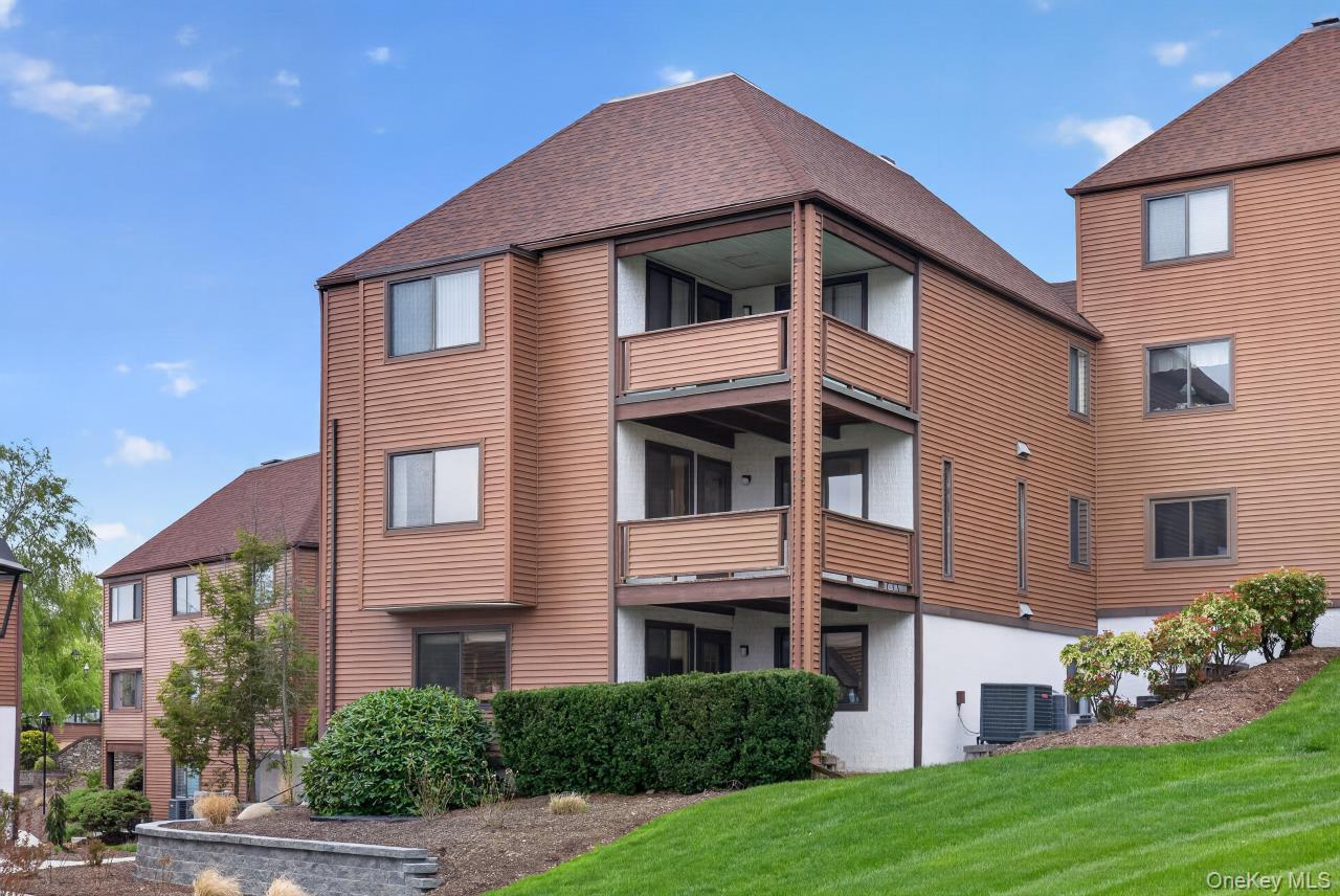 350 N Water Street Unit: 2-18