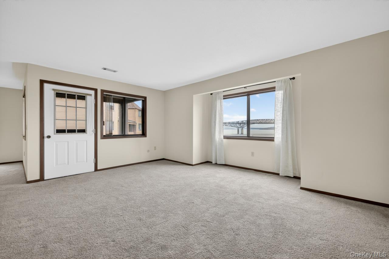 350 N Water Street Unit: 2-18
