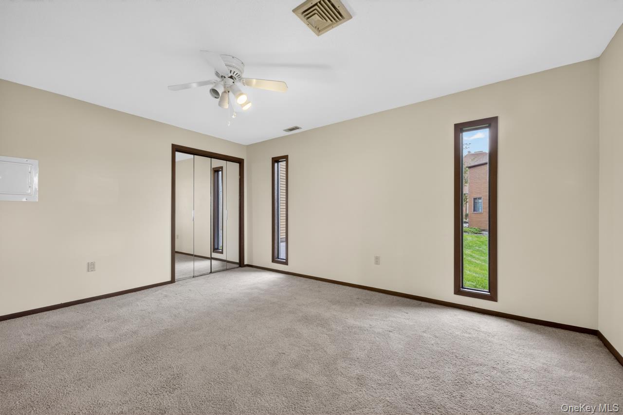 350 N Water Street Unit: 2-18