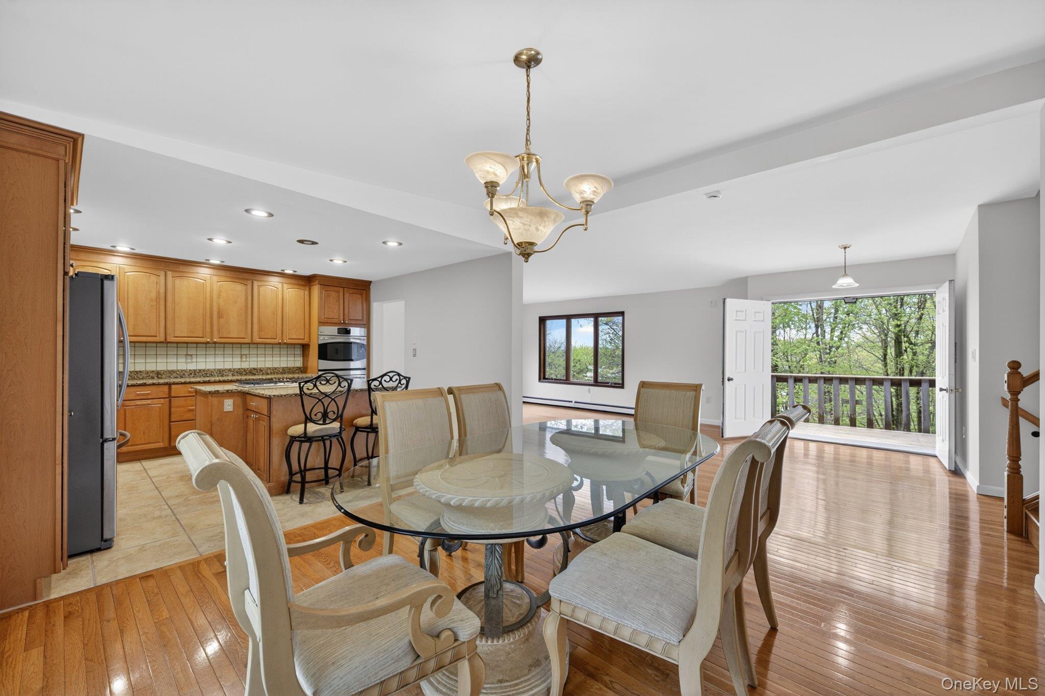 12 Hillside Drive