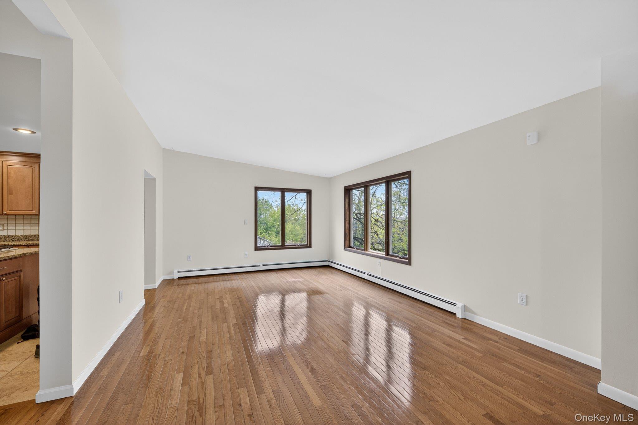 12 Hillside Drive