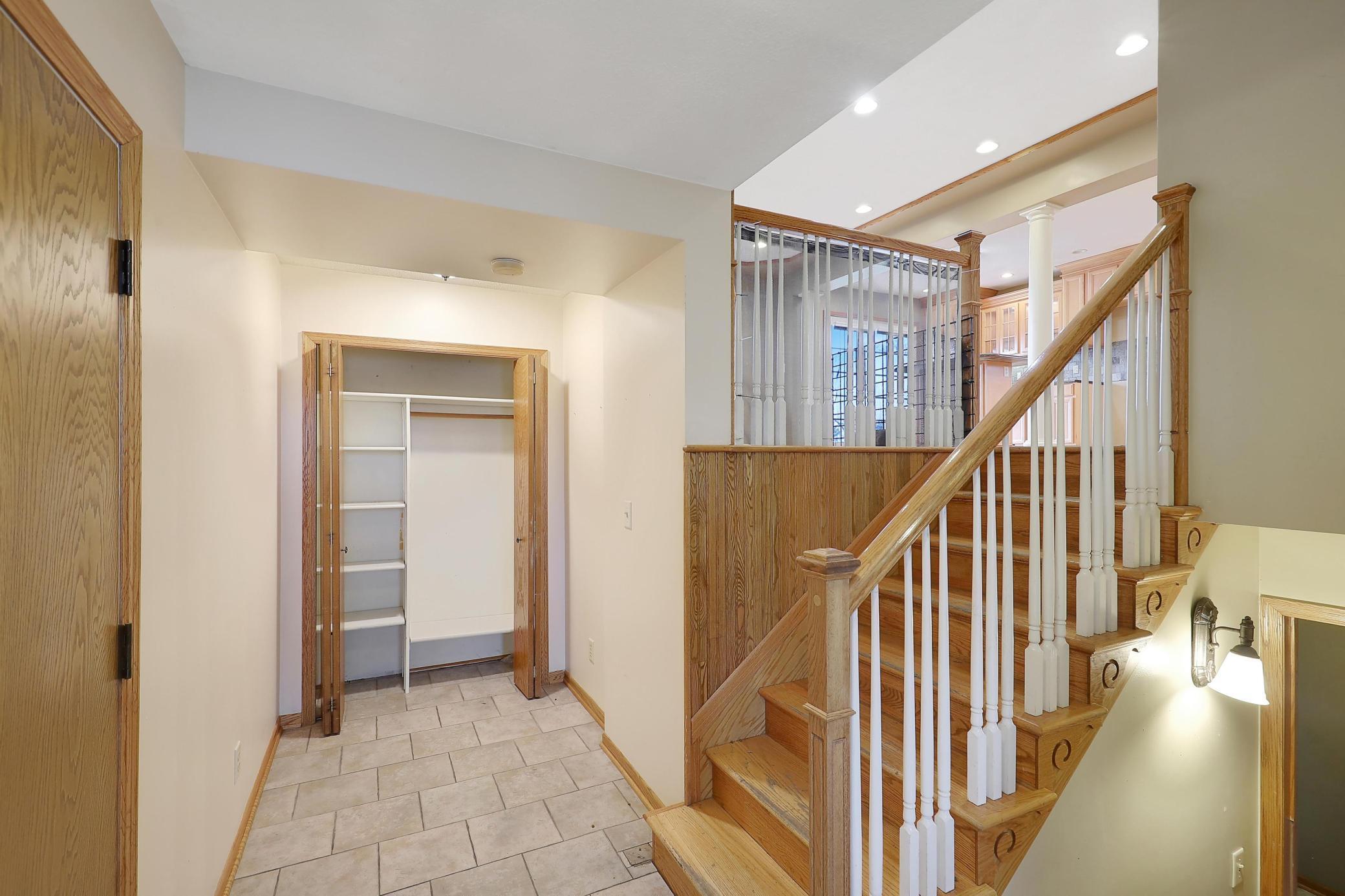 5642 139th Street Court