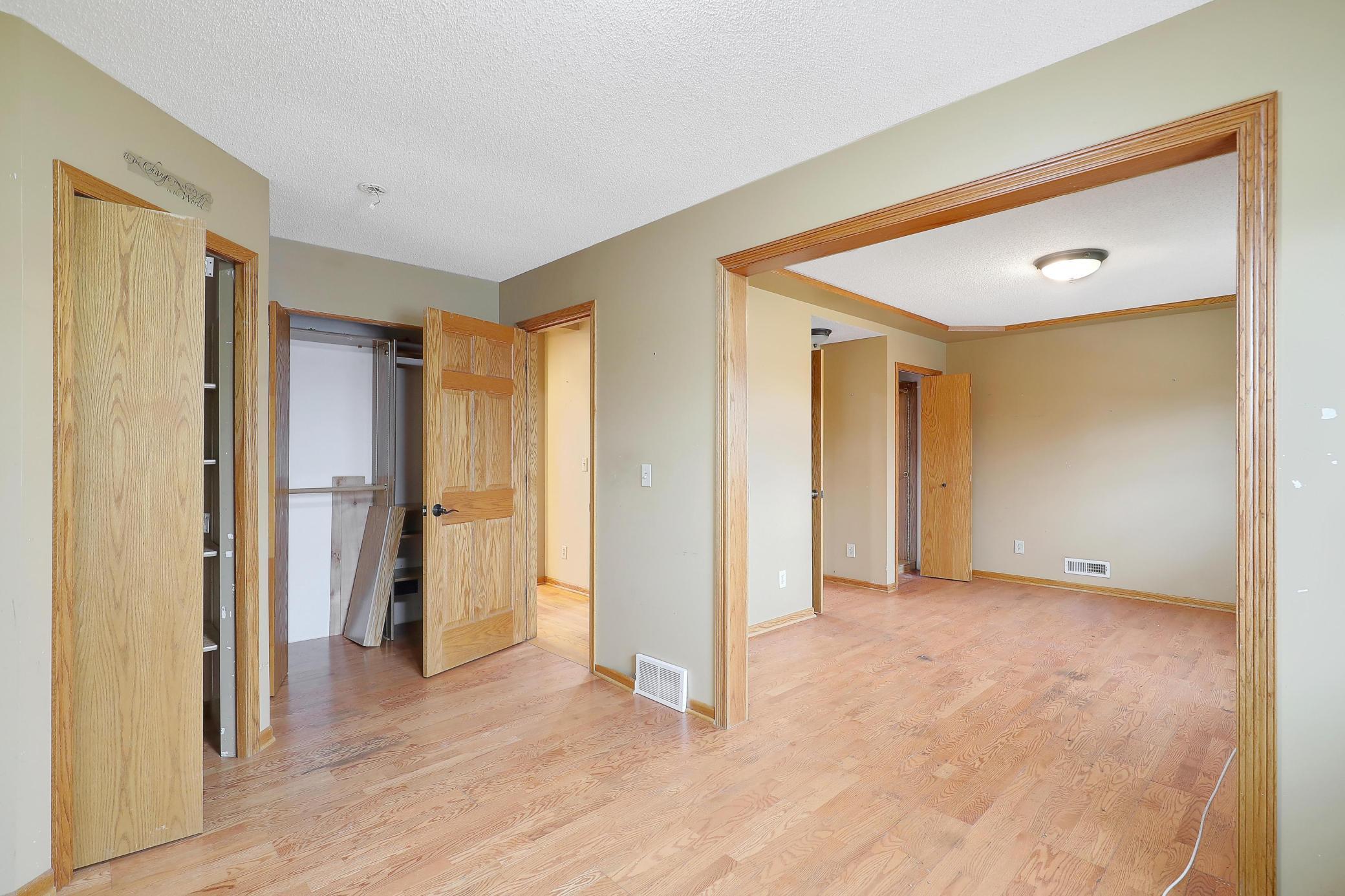 5642 139th Street Court
