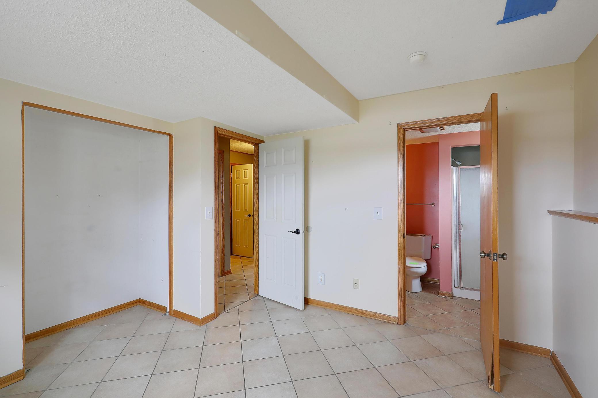 5642 139th Street Court