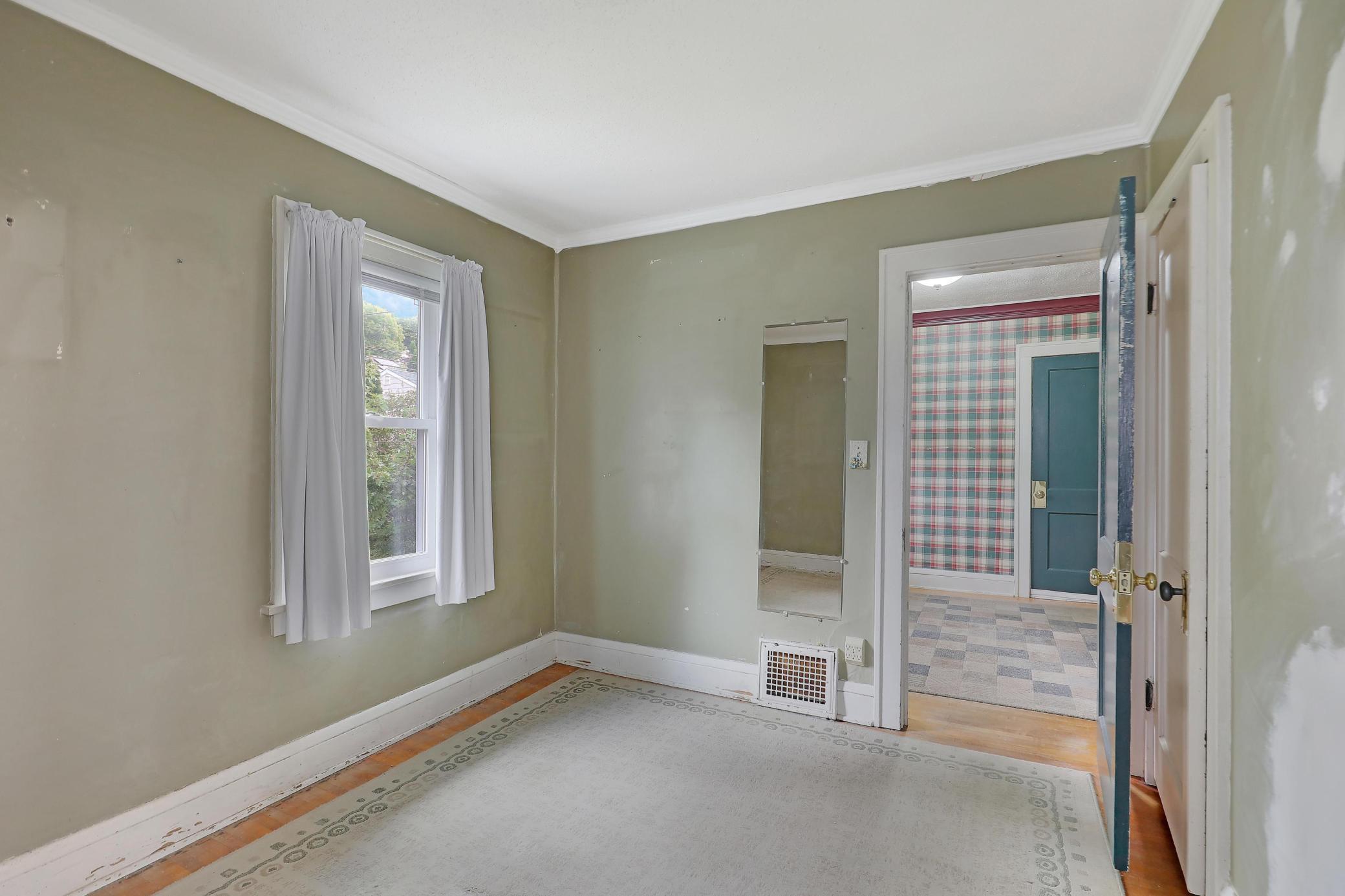 1989 Randolph Avenue