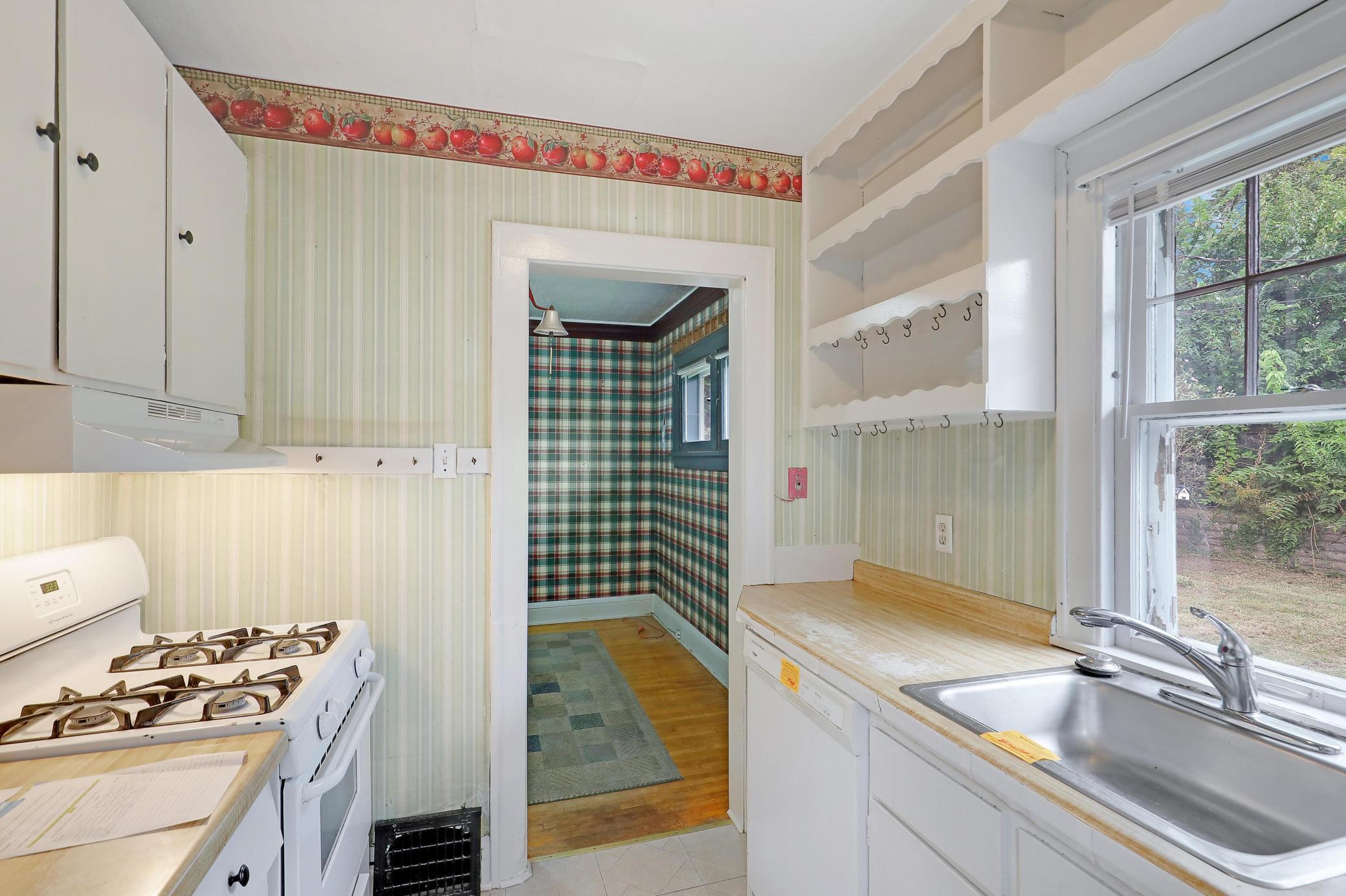 1989 Randolph Avenue