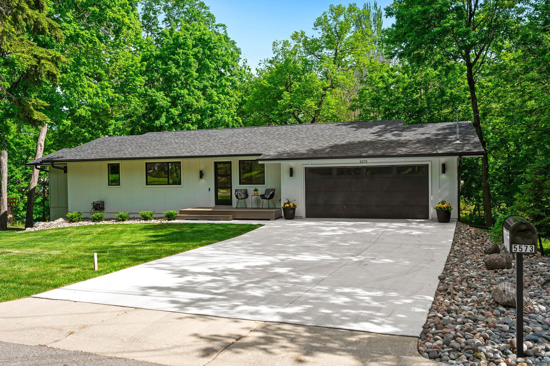 5573 Sherwood Drive
