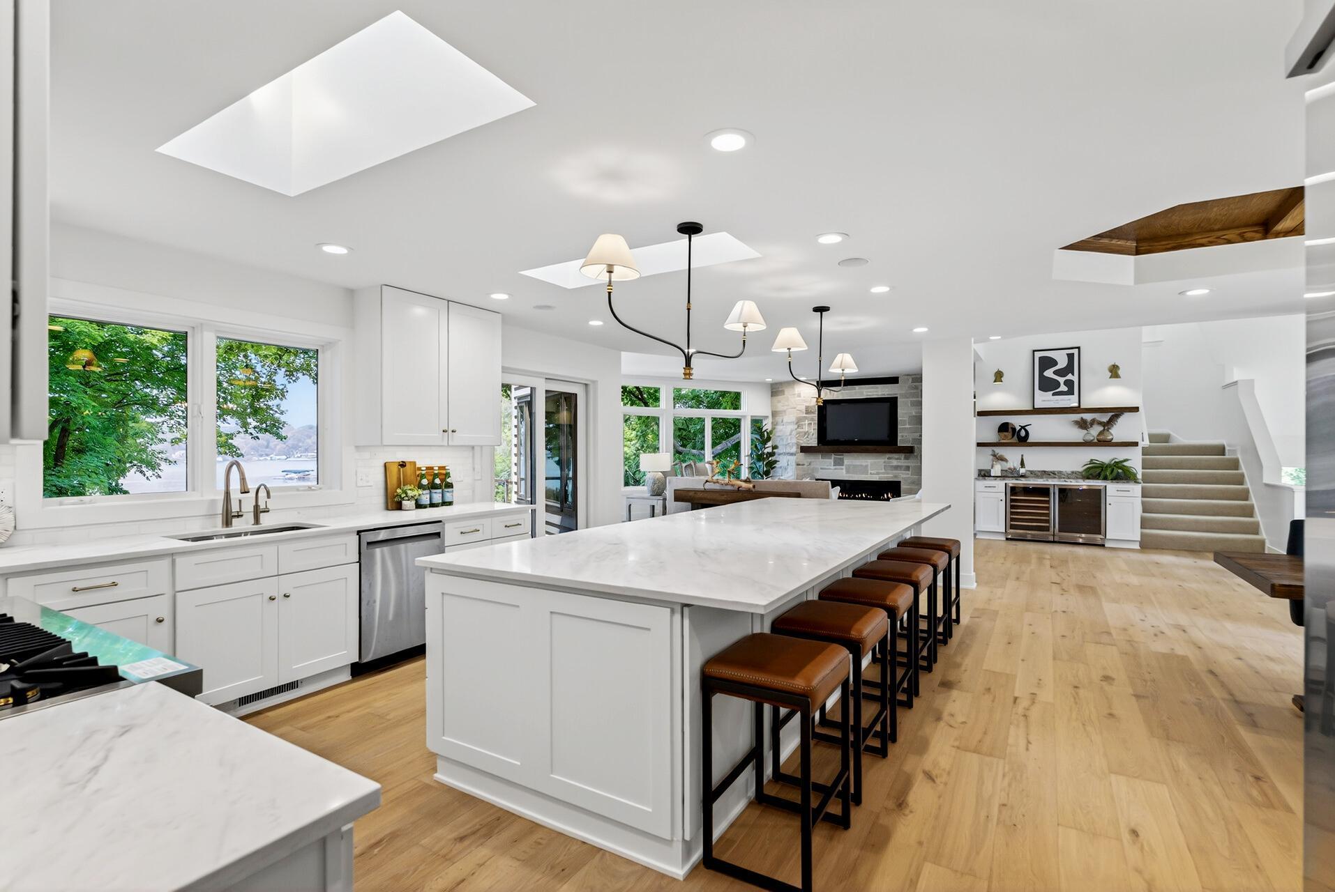 5940 Hardscrabble Circle