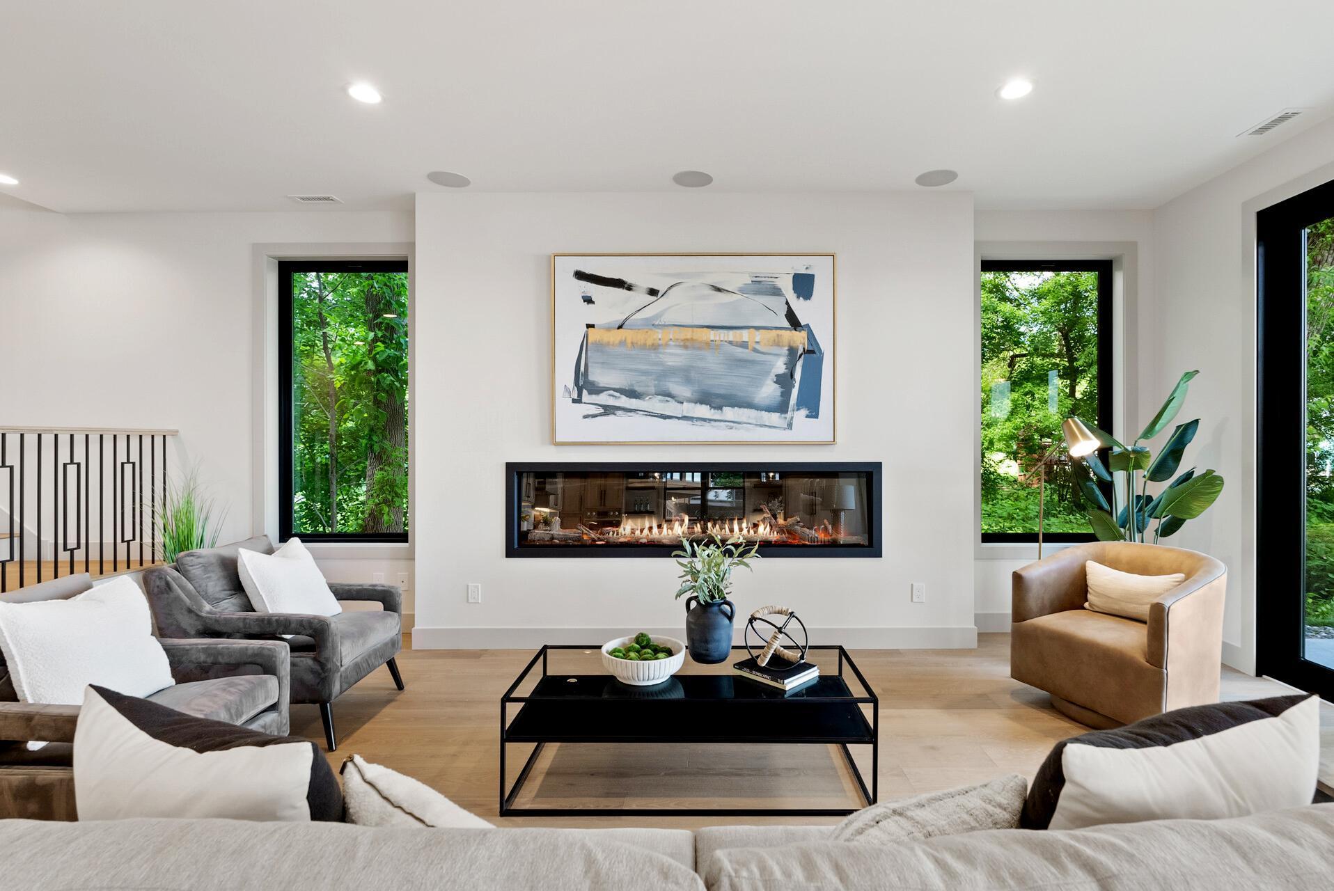2006 Shorewood Lane