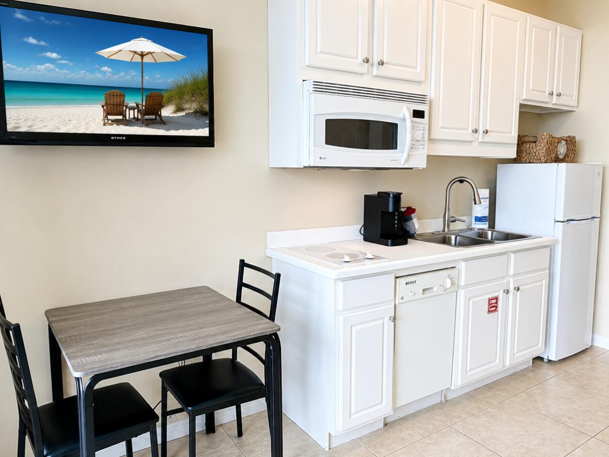 1517 SE Miracle Strip Parkway 308