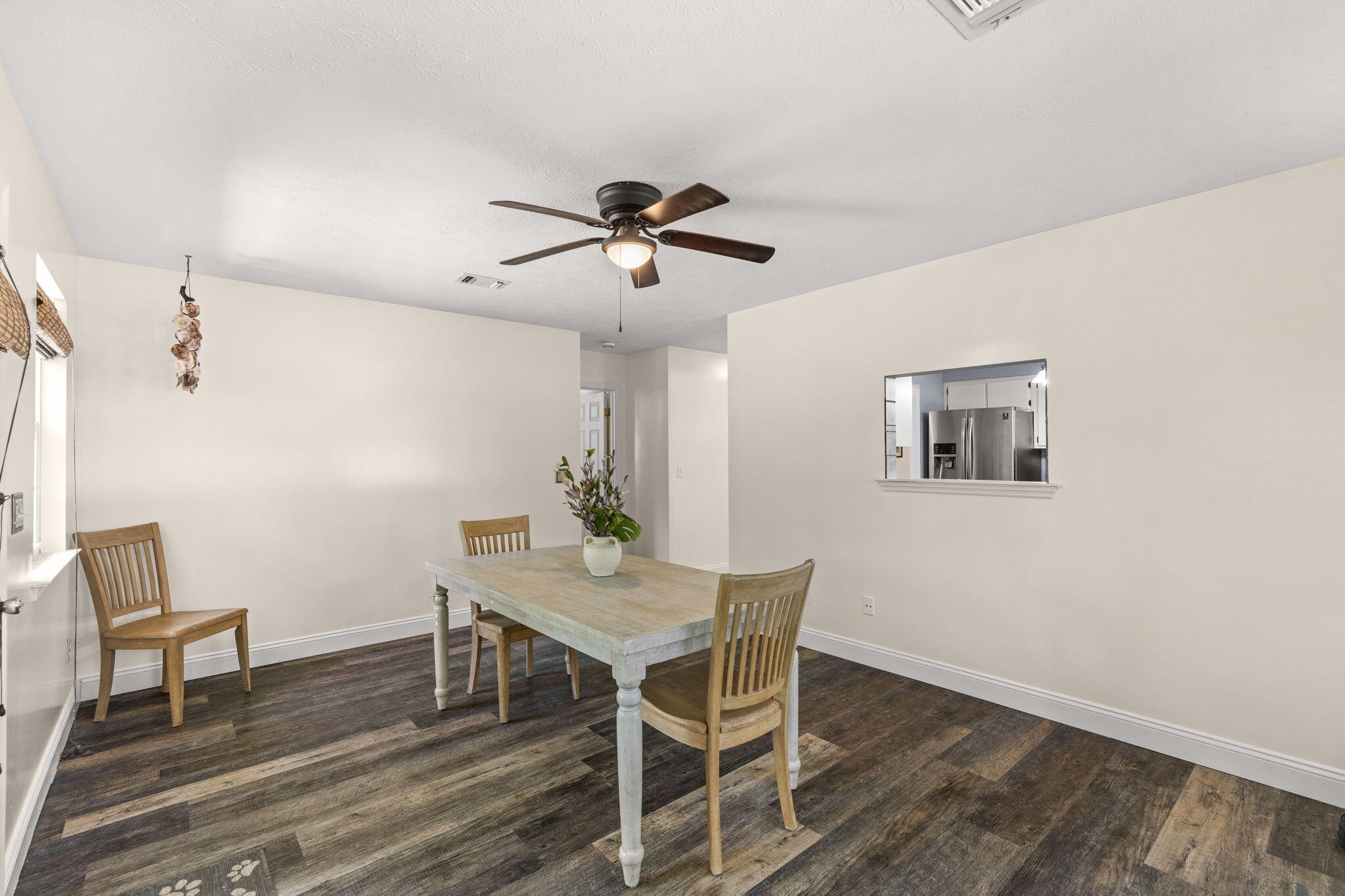 16220 Sky Avenue