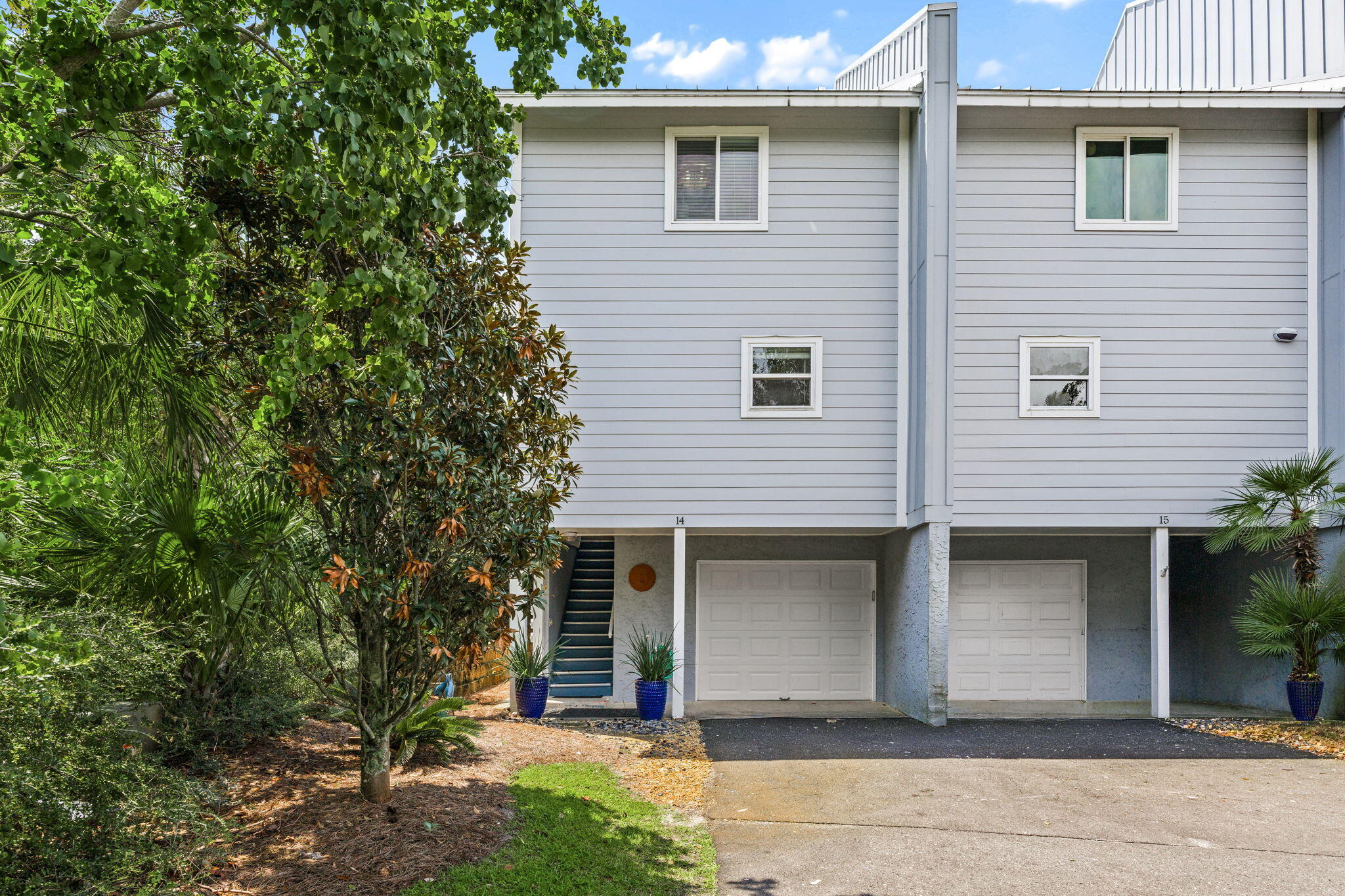 2381 W County Highway 30A UNIT 14