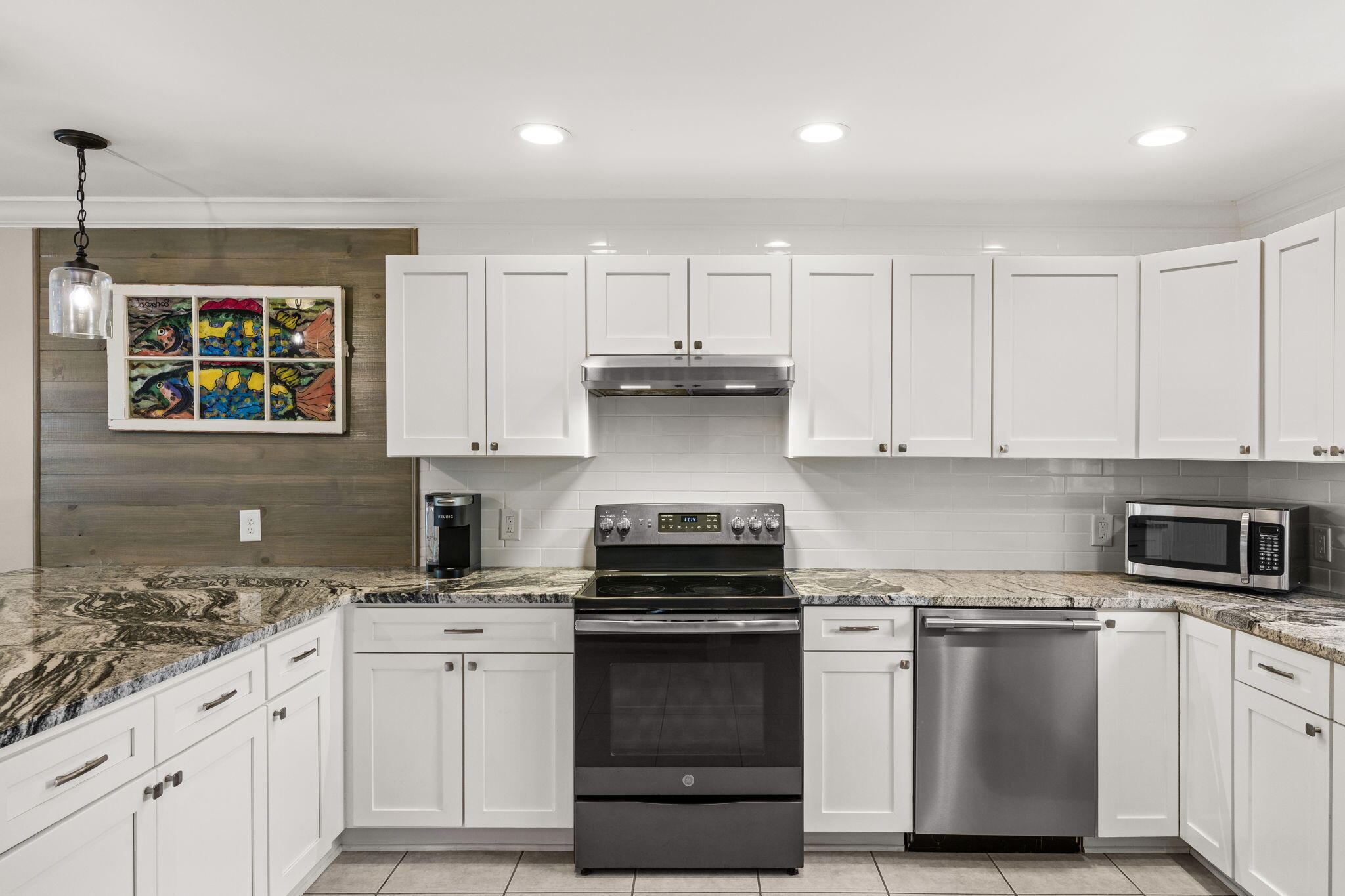 2381 W County Highway 30A UNIT 14