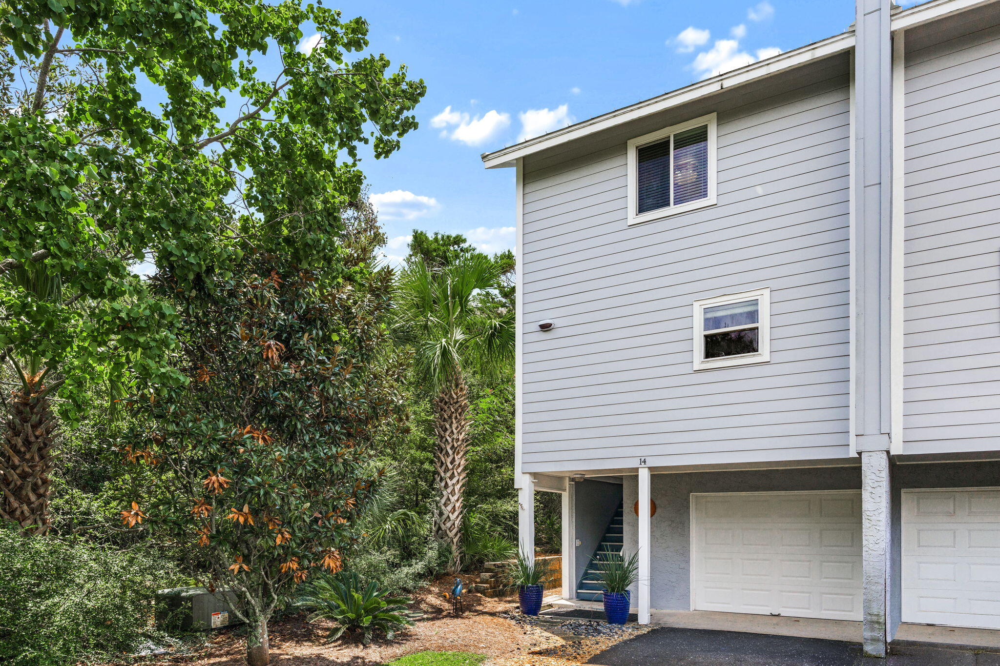 2381 W County Highway 30A UNIT 14