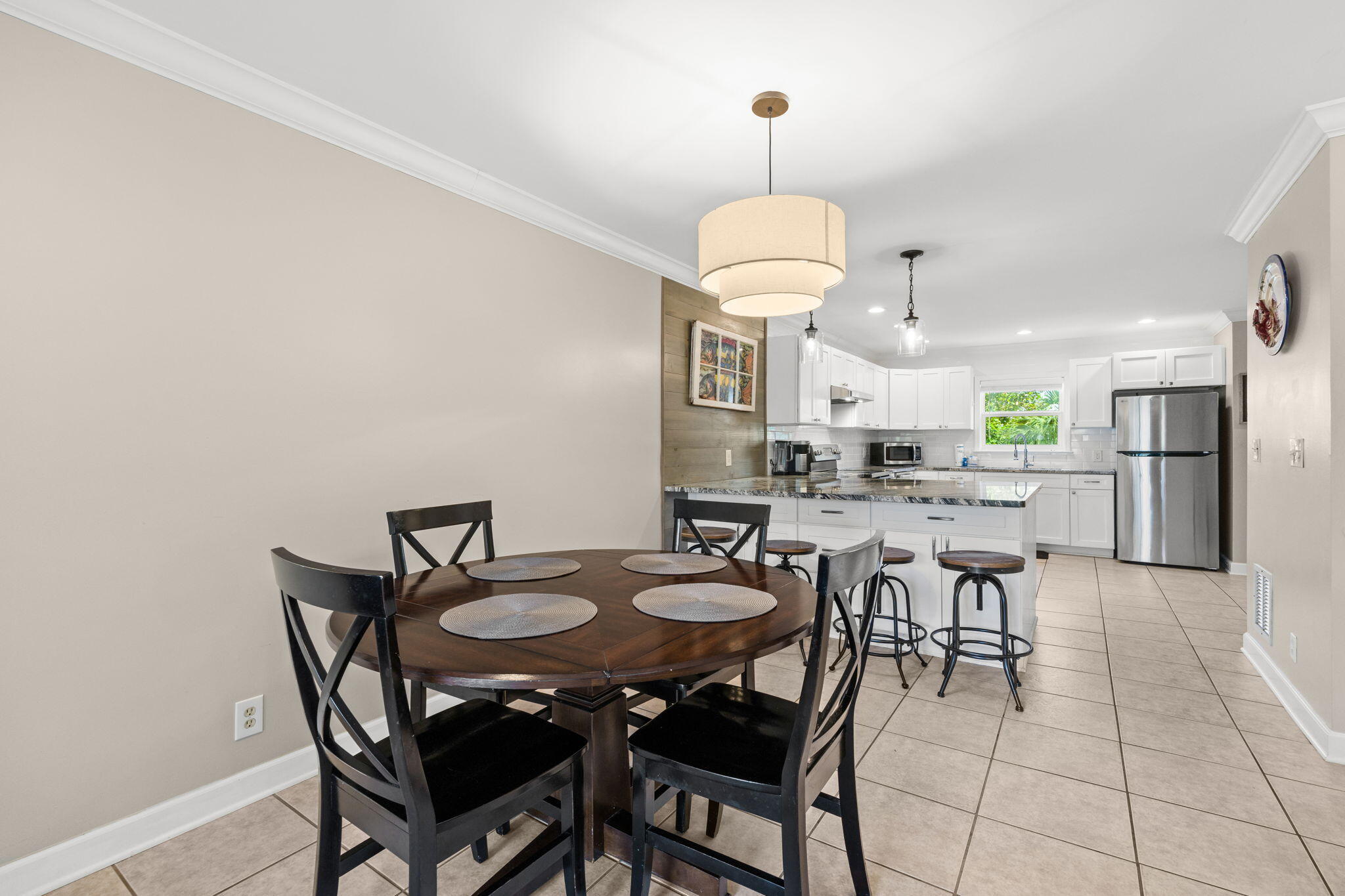 2381 W County Highway 30A UNIT 14