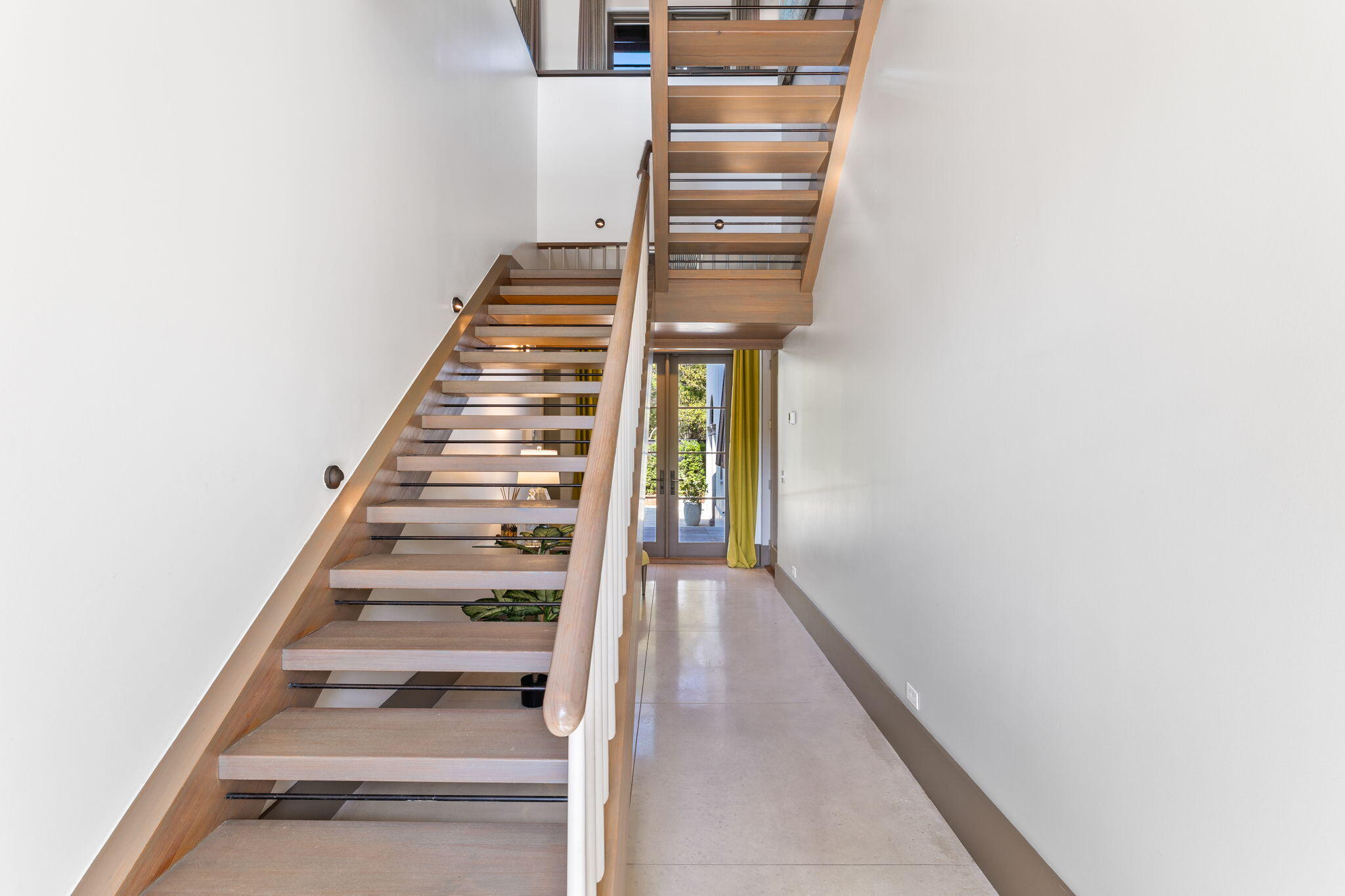 102 Sienna Court